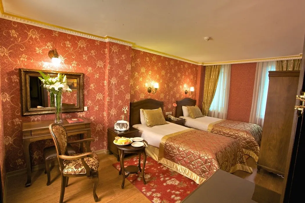 Istanbul My Assos Hotel 4*,