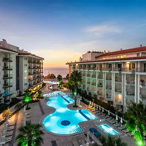 Ramada Hotel & Suites By Wyndham Kusadasi Kusadasi
